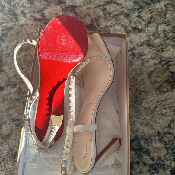 Christian louboutin beige Spiked Sandals - Picture 5 of 7